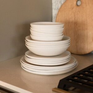 fable dinnerware